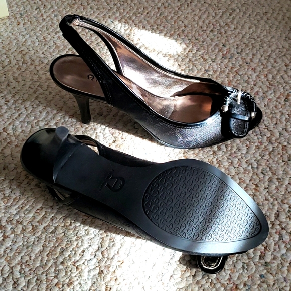 NWT Etienne Aigner, black, size 6 - Picture 3 of 4